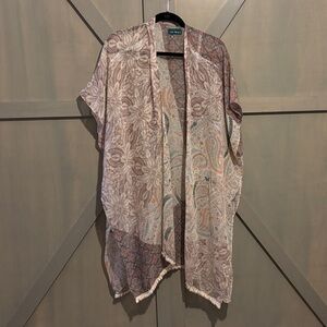 Elegant Paisley Women's Wrap